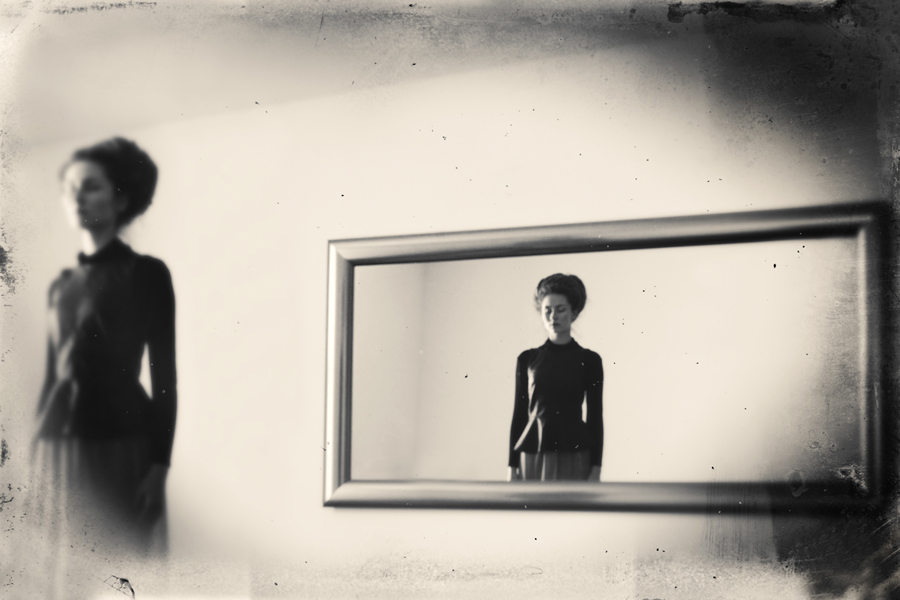 robert-hutinski_zrcalo-5