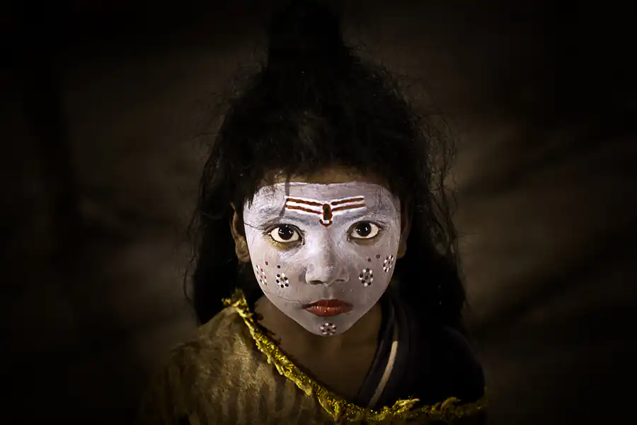 India; Pilgrims and faith by Olivier Borson