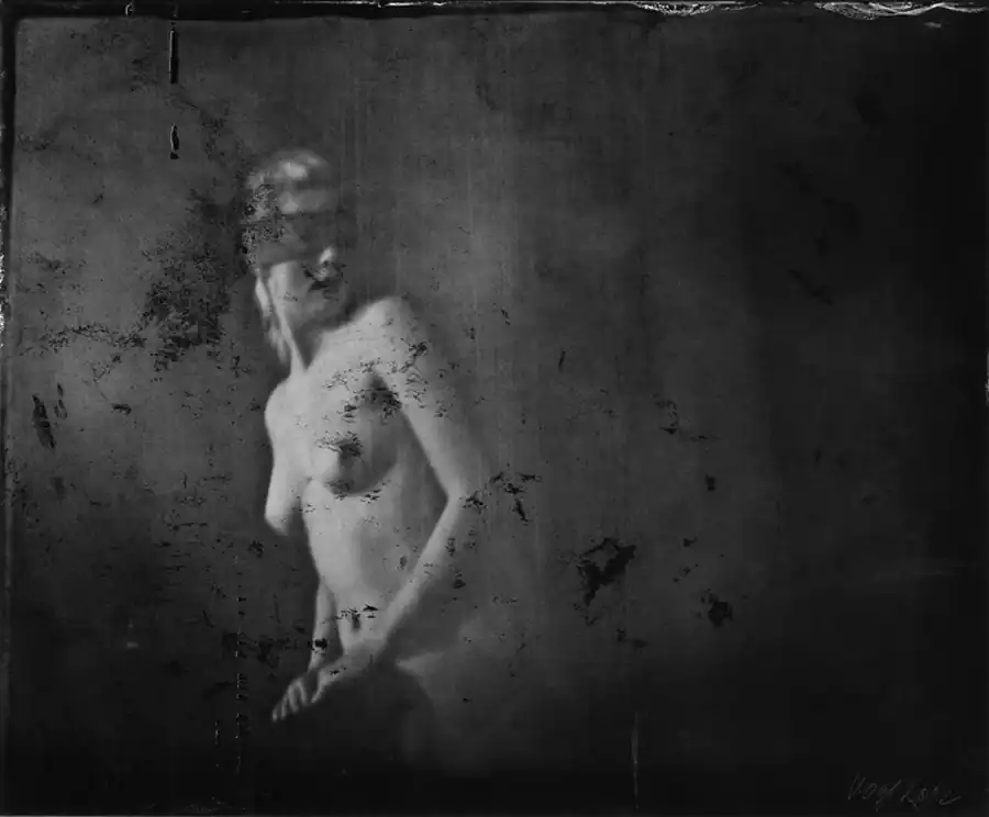 24_Renata Vogl_scanned original ferrotypie,waiting No1, original size 18x15 cm