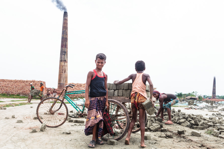 Brick-making workers, boys and children working hard at a brick factory near Chittagong, Bangladesh, Indian Sub-Continent, Asia