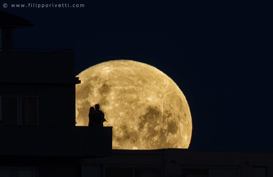 Moon Love, Australia