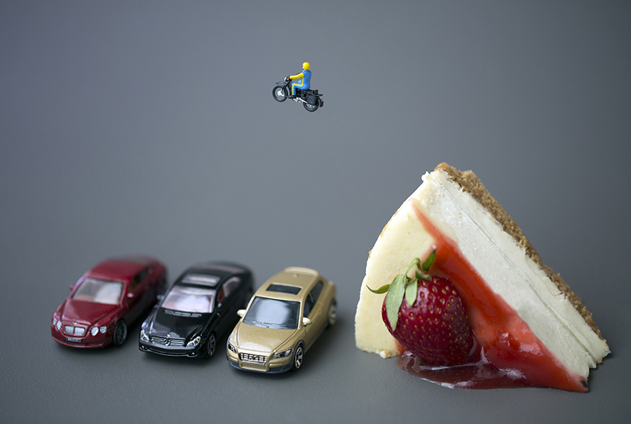 cheesecake daredevil 900px by Christopher Boffoli