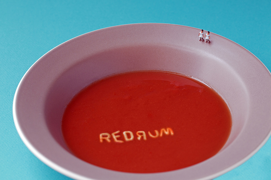 redrum 900px by Christopher Boffoli