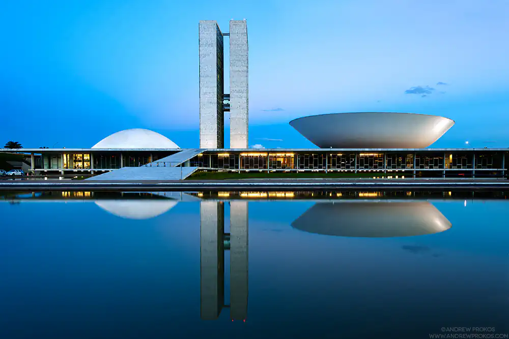 1-NIEMEYERS-BRASILIA-PROKOS-9180-1000PX-C