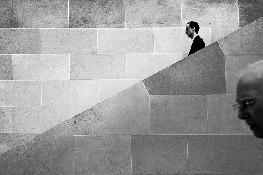 Aleksandra Lekovic : Between the lines