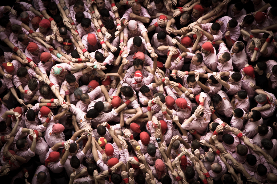 The sky of human towers