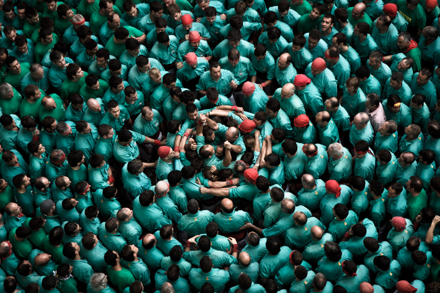 The sky of human towers