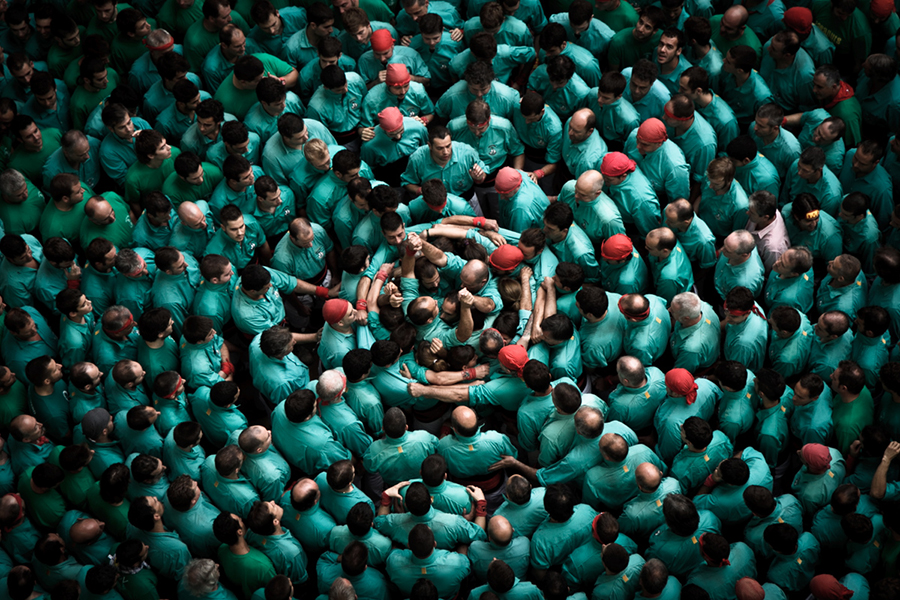 The sky of human towers