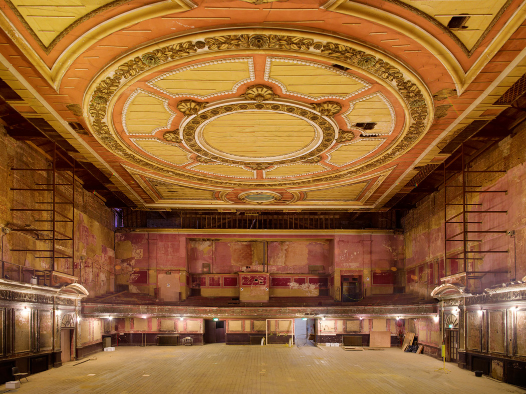 Alexandra_Palace_Theater_CopyrightPeterDazeley_credit photographer Peter Dazeley