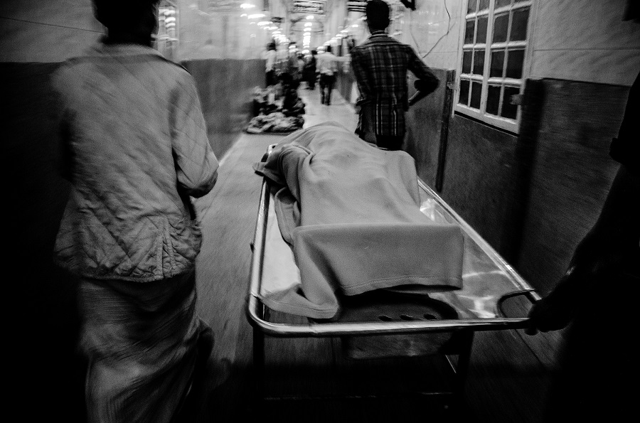 A petrol bomb victim's dead body was taken to Dhaka Medical Morgue.