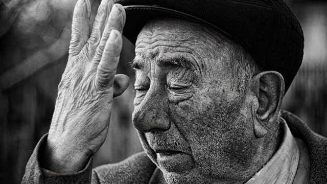 Beautiful moments; The R1000 Photo Project by Andrei Baciu