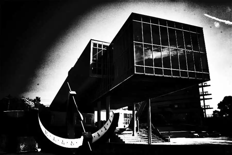 Myths003001_900x72dpi_(C) Osamu Jinguji