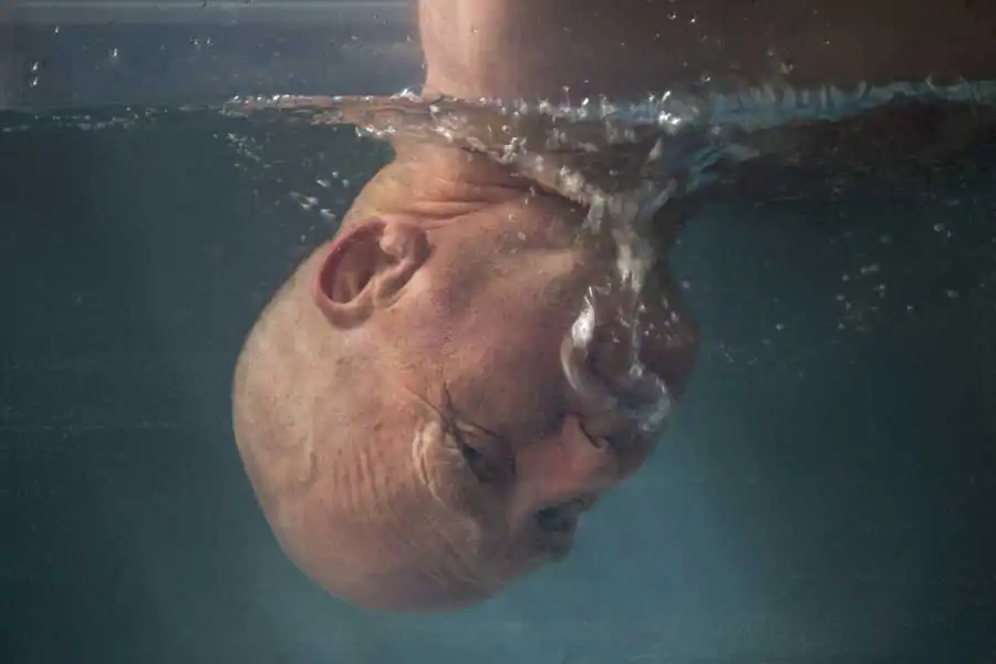 Saskia Boelsums, Sculptor and Photographer