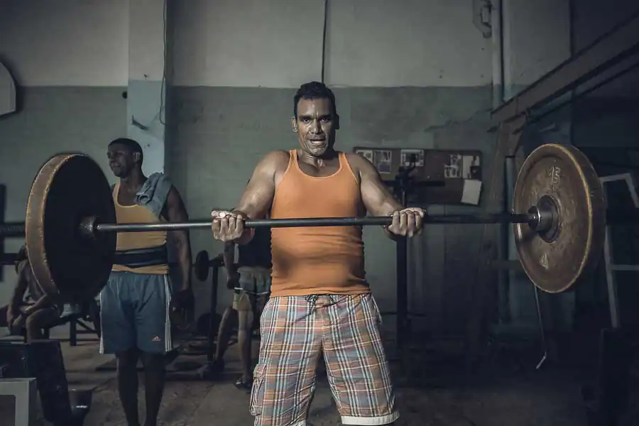 15 Body Culture / Francisco Alcalá