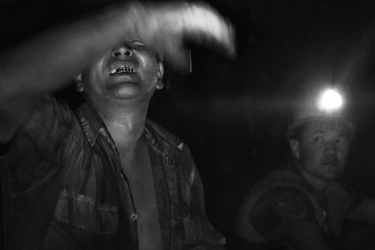 Illegal coal mining; Apaches by Magdalena Borowiec