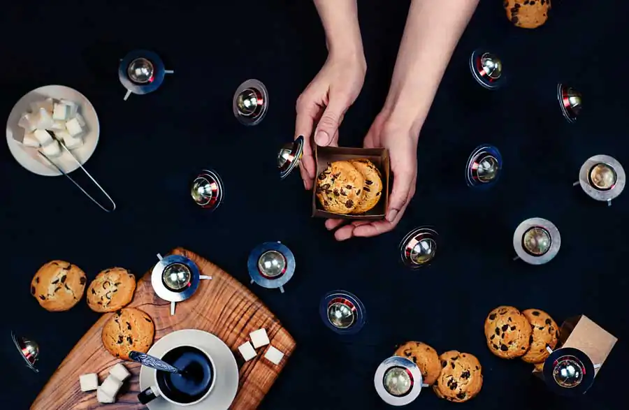 Tea with UFO (Endless Book)