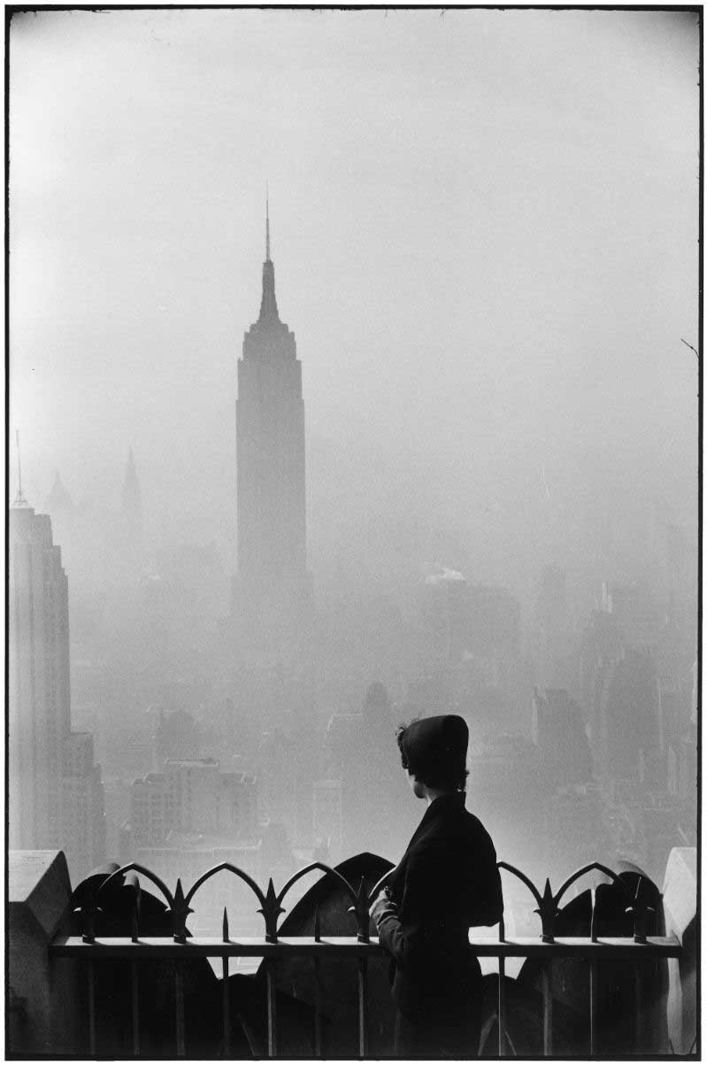 Elliott Erwitt NEW-YORK-CITY-1955