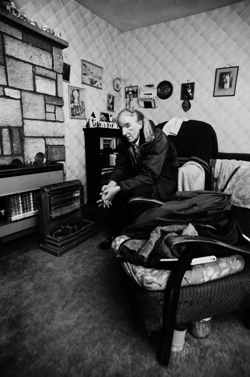 46374890-8213-795x1200