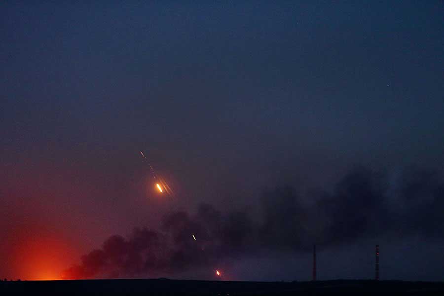 "Grad" missiles seen fired by the separatists, during attack on Ukrainian town of Debaltsevo. The battle for strategically important railway junction Debaltsevo was one of the fiercest of the entire war in Eastern Ukraine and resulted in a defeat for the Ukrainian army, Ukraine, Wednesday, February 17 2015. Photographer: Dmitry Beliakov/ for Der Spiegel