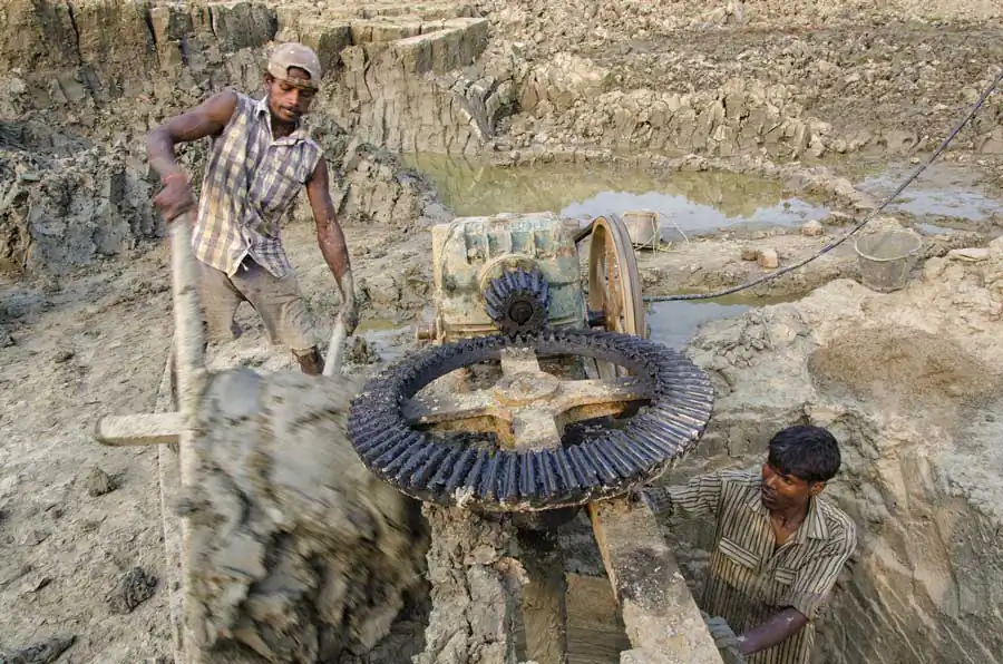 06_SUVOBROTORAYCHAUDHURI