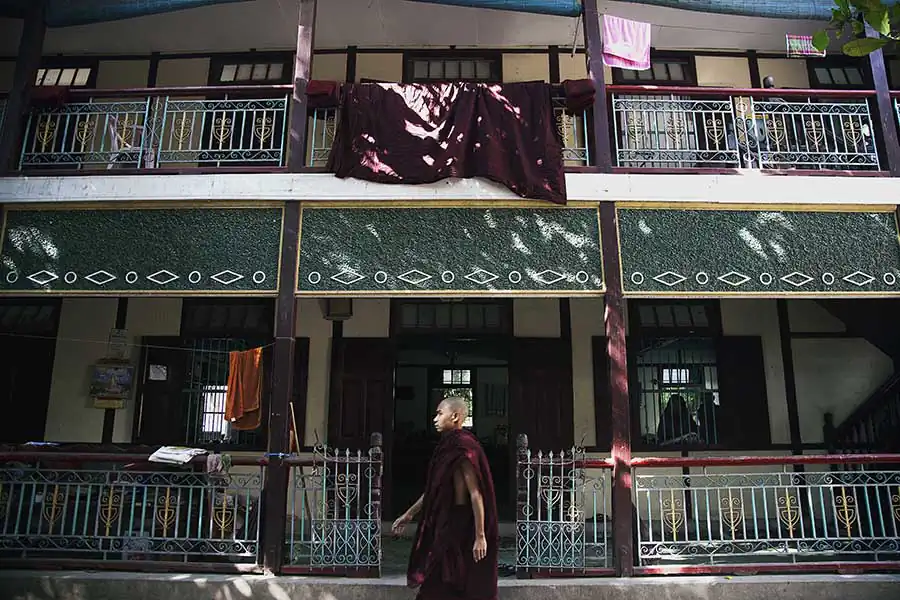 Inside Myanmar Monasteries_05