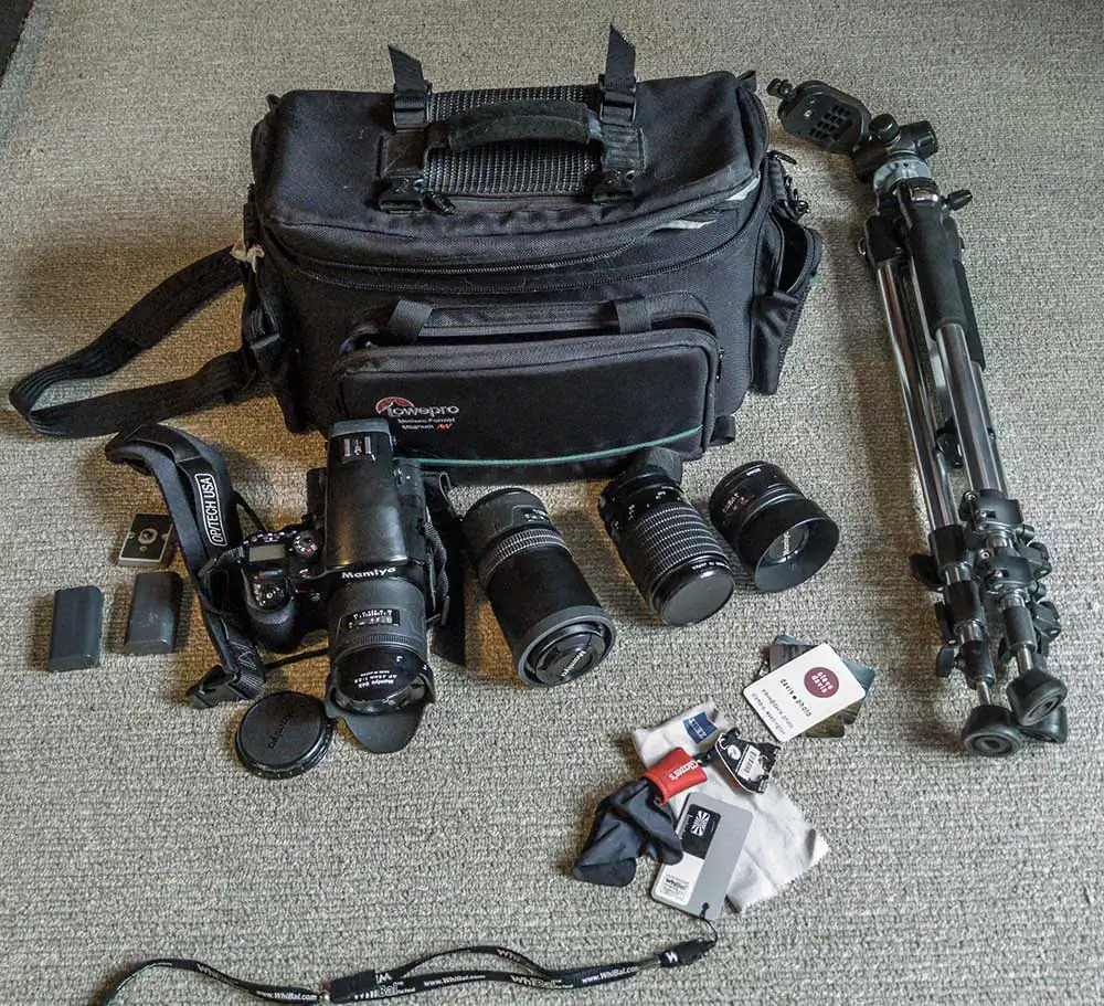 Inside the Camera Bag of Steve Davis
