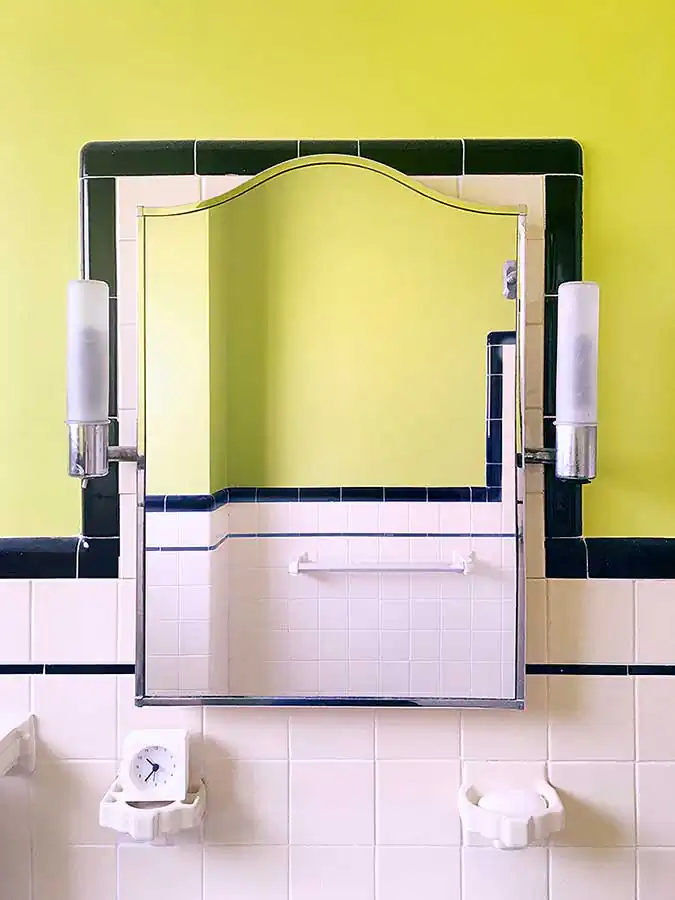 MeError by Leonardo Magrelli