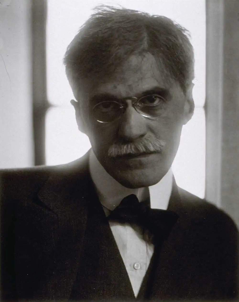Edward Steichen. Alfred Stieglitz, 1915; printed 1982, silver gelatin print, 9 5/8 x 7 3/4 inches (image and paper), Gift of Stephen L. Singer and Linda G. Singer.