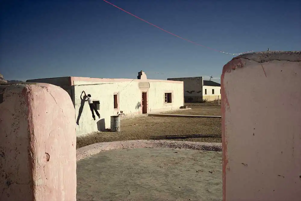 30 years of photographs made in Mexico by renowned Magnum photographer, Alex Webb