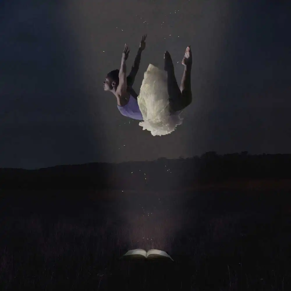 Escape by Barbara Oliveira