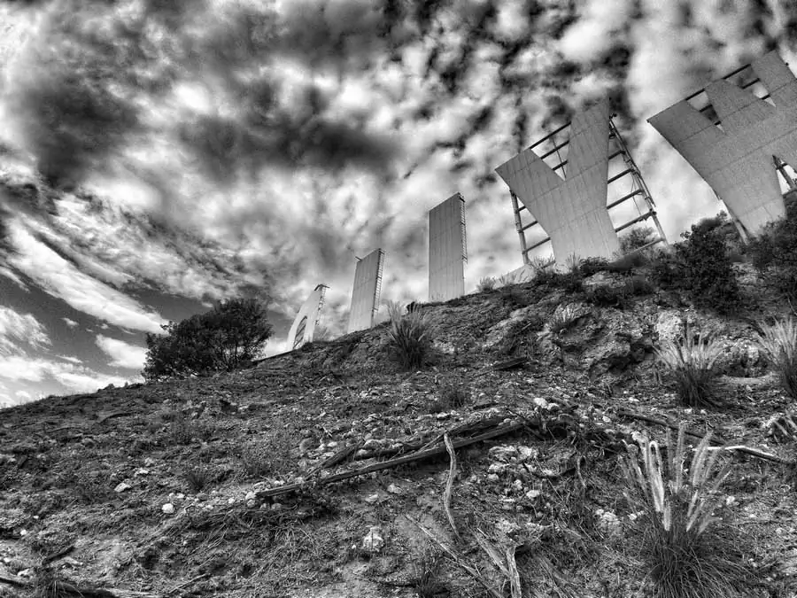 The Hollywood Sign: New Perspectives / Ted VanCleave