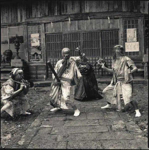 Tsuburosashi / Tsuburosashi and Noroma Dolls / Hiroshi Watanabe