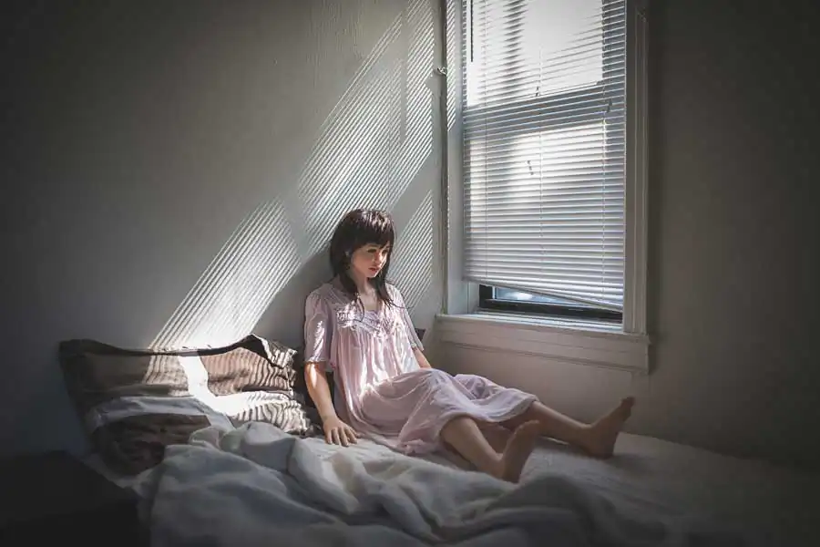 June Korea - Still Lives: Eva