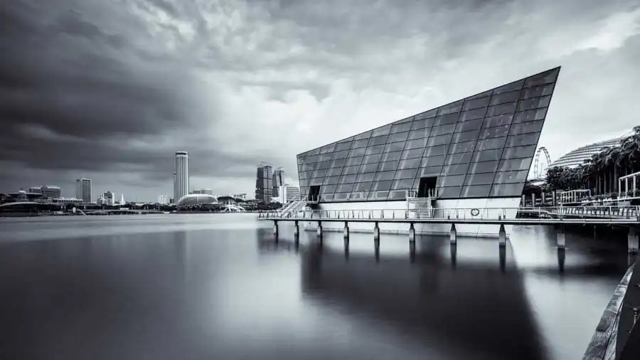 Bin Uthup | City-Monochrome