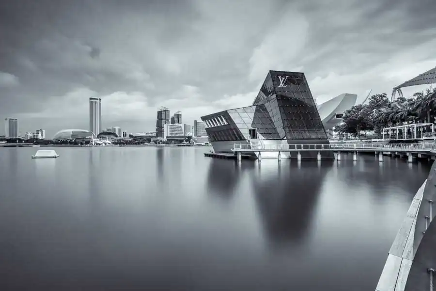 Bin Uthup | City-Monochrome