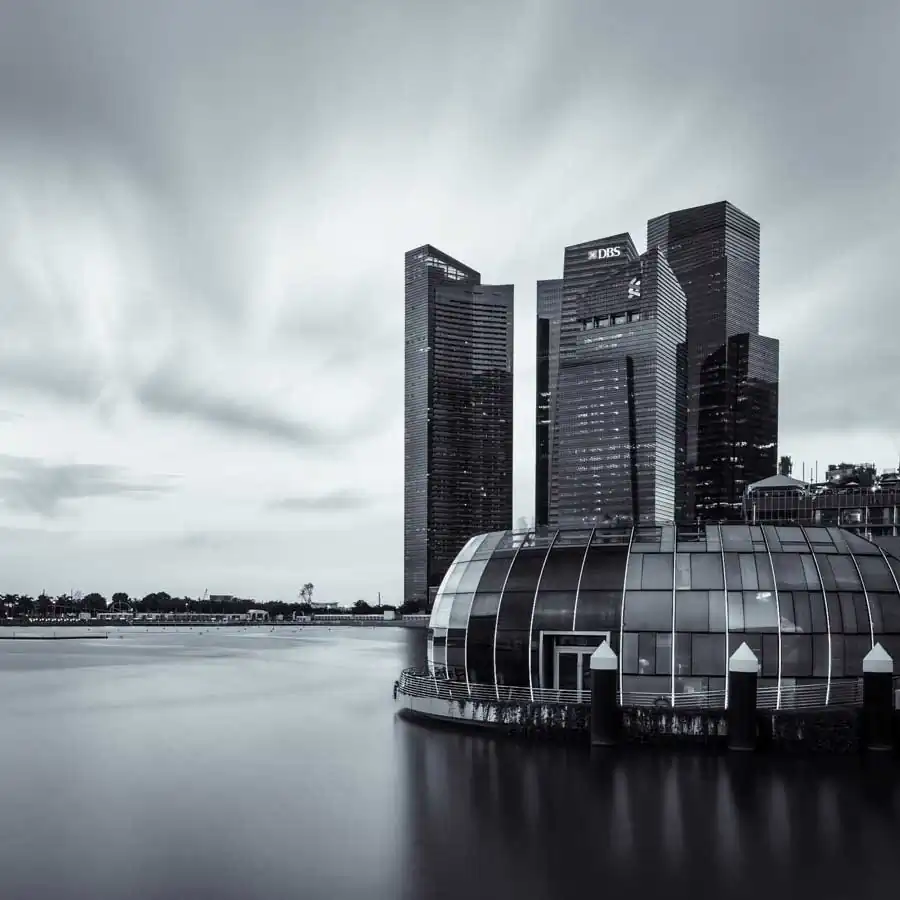 Bin Uthup | City-Monochrome