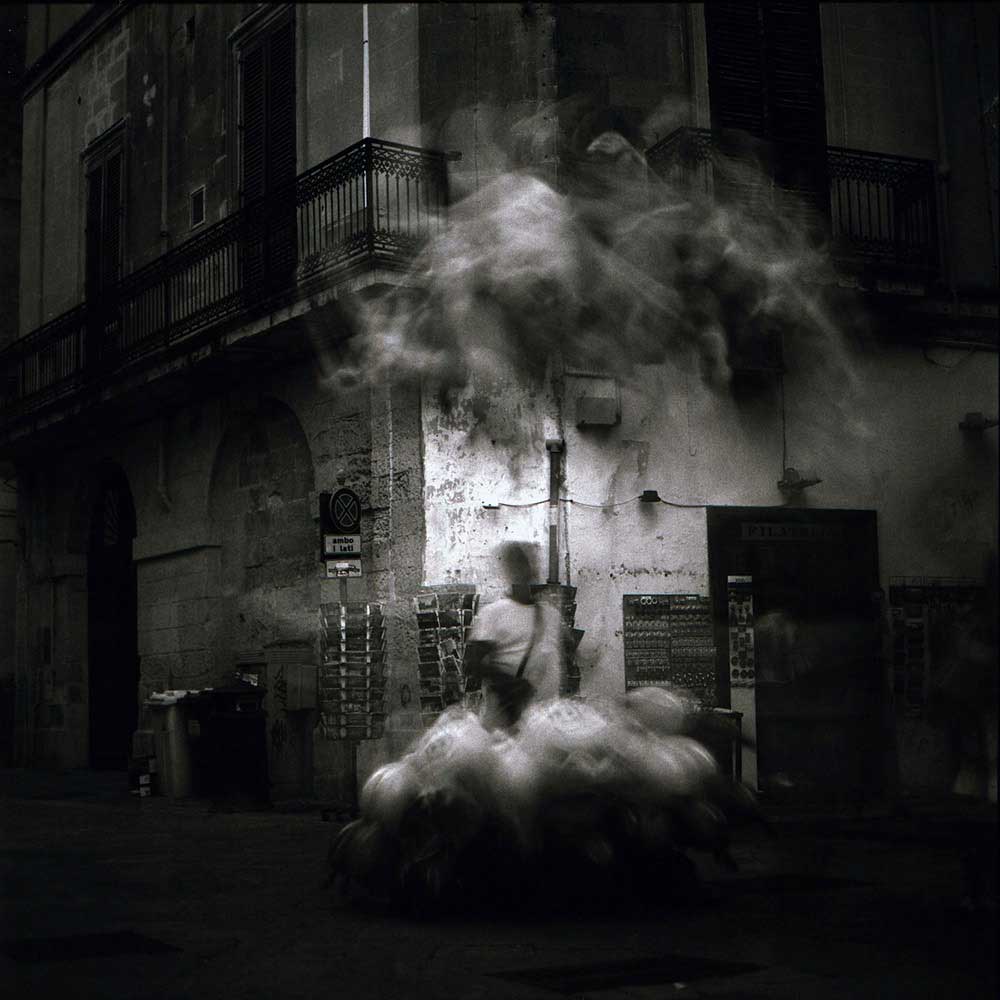 City of ghosts by Roberto De Mitri