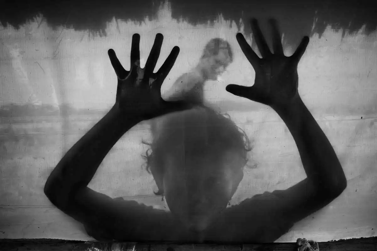 Living in Solitude by Manel-Quiros