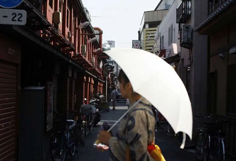 Tokyo Series | Chris Becker