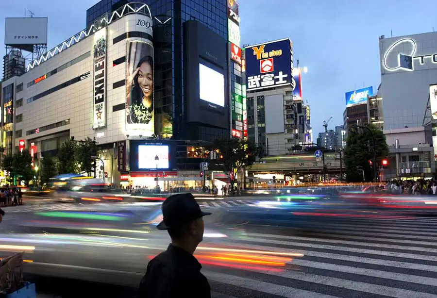 Tokyo Series | Chris Becker