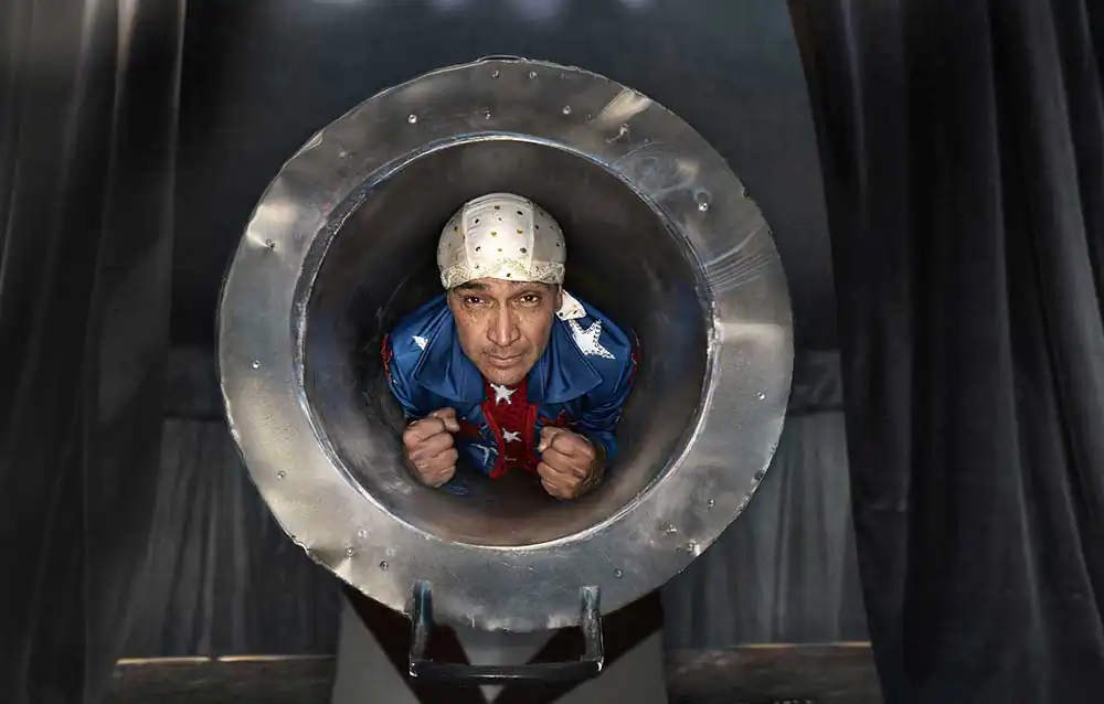 Circus | Markku Lahdesmaki