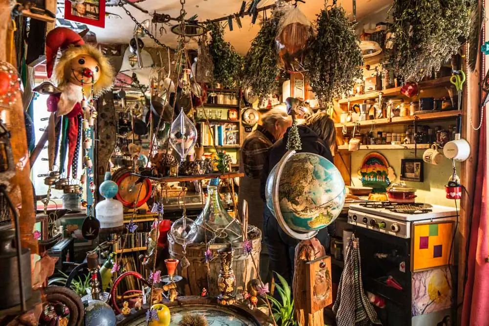 Heinz Innerhofer | Order in a fulness – Being rich by going without