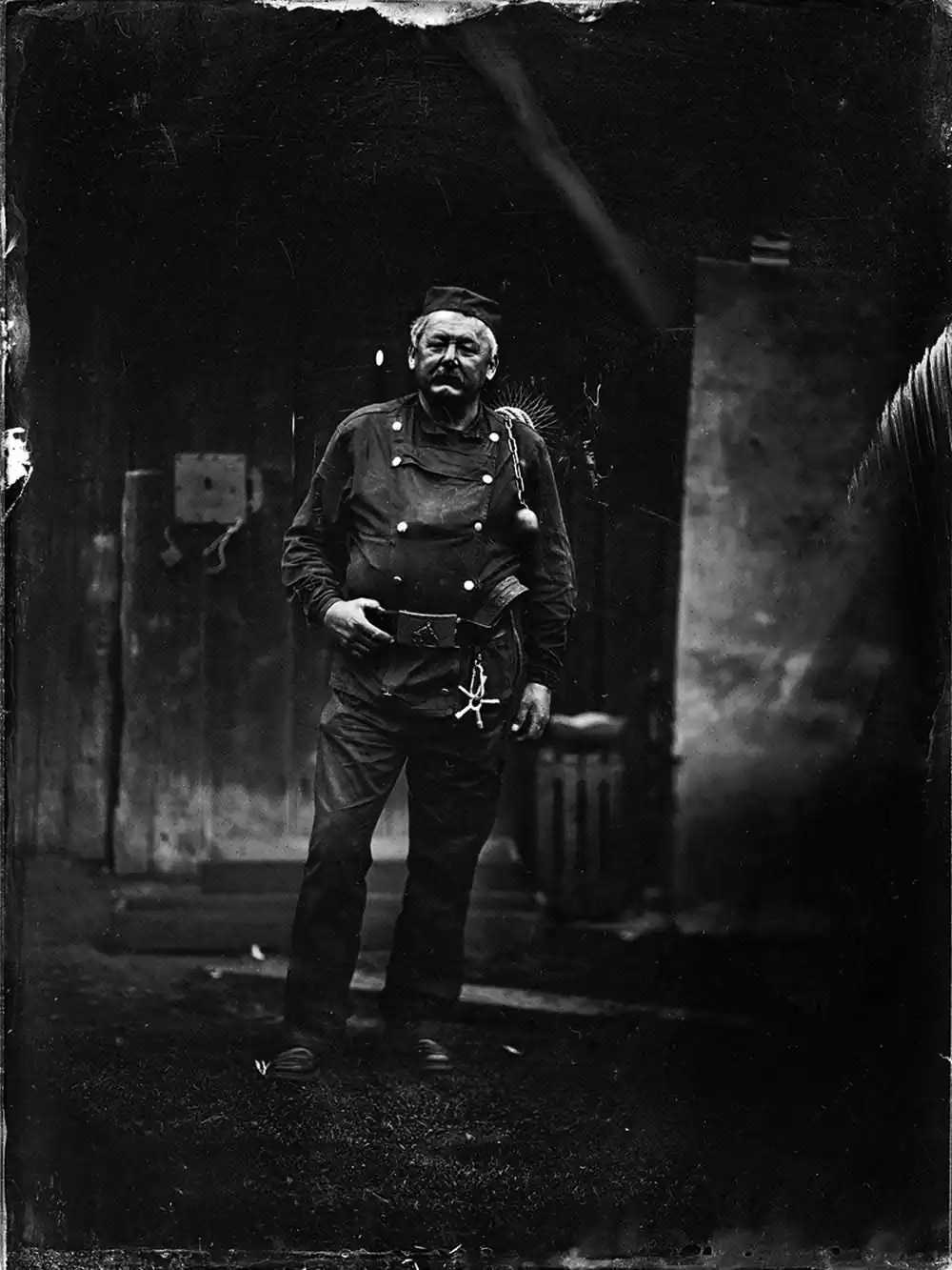 Marzena Kolarz ; Black Portraits / Chimney Sweeps.
