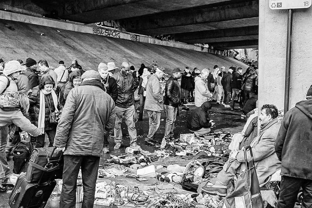 Ted McDonnell | Paris Refugee market thrives alongside the city´s richest antiques