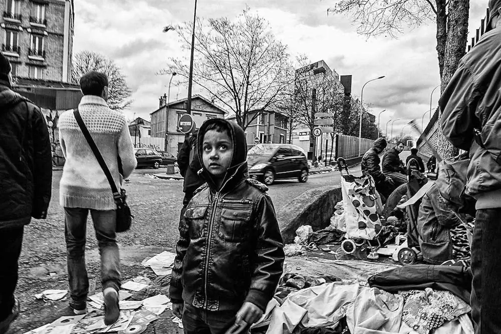 Ted McDonnell | Paris Refugee market thrives alongside the city´s richest antiques