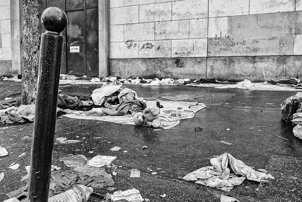 Ted McDonnell | Paris Refugee market thrives alongside the city´s richest antiques