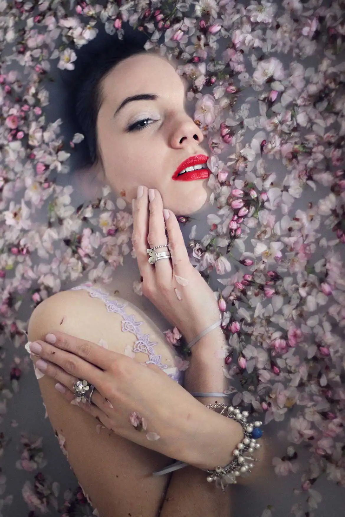 Anatomy of a photograph by Zuzu Valla