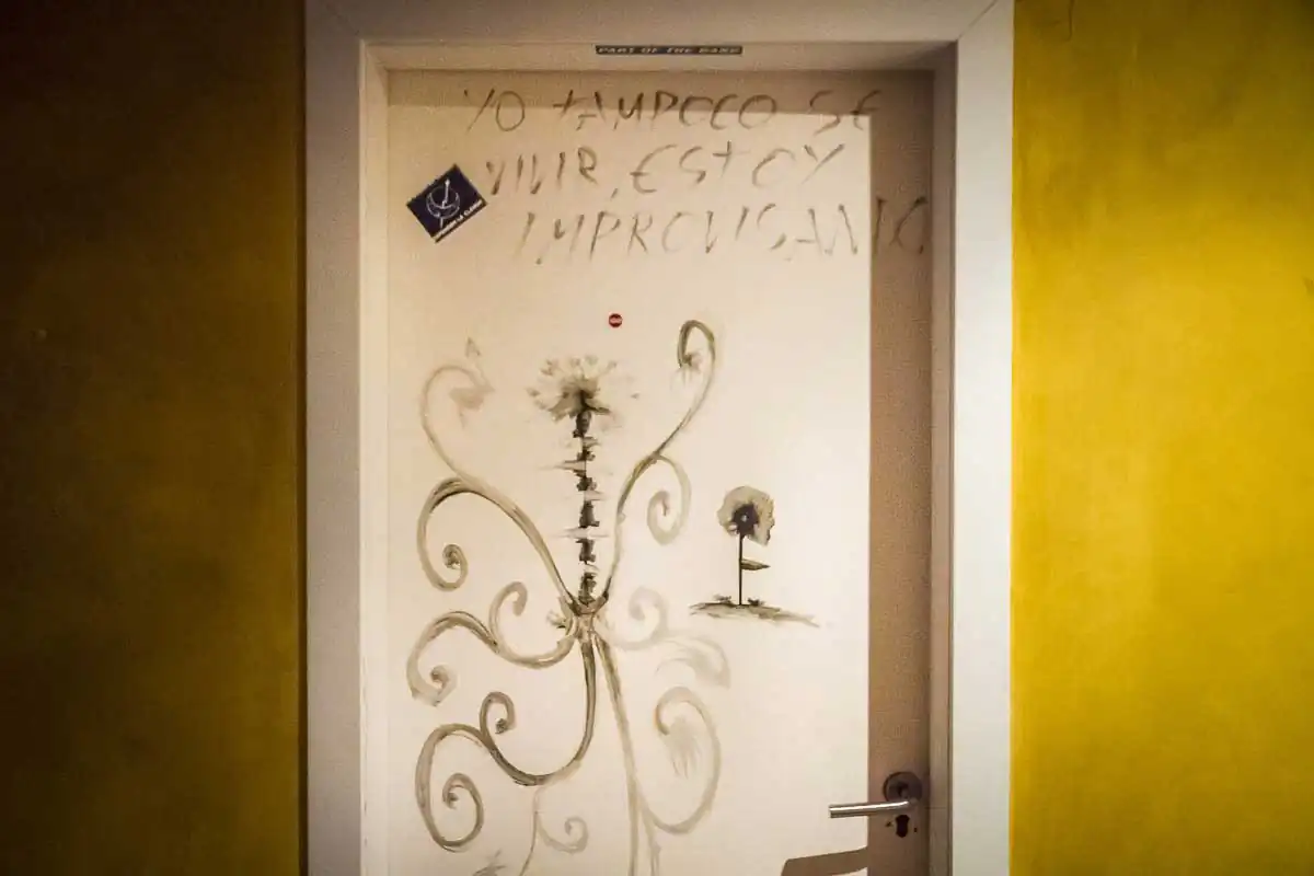 Homeless notbeing notbelonging by Ismaël Guye