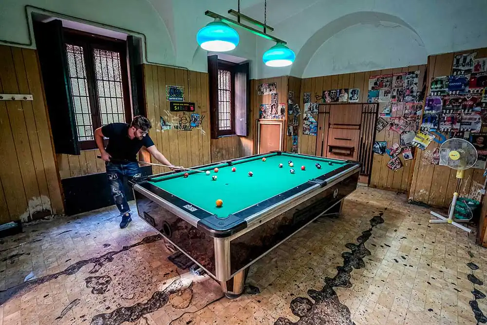 Places by Lisa Shalom