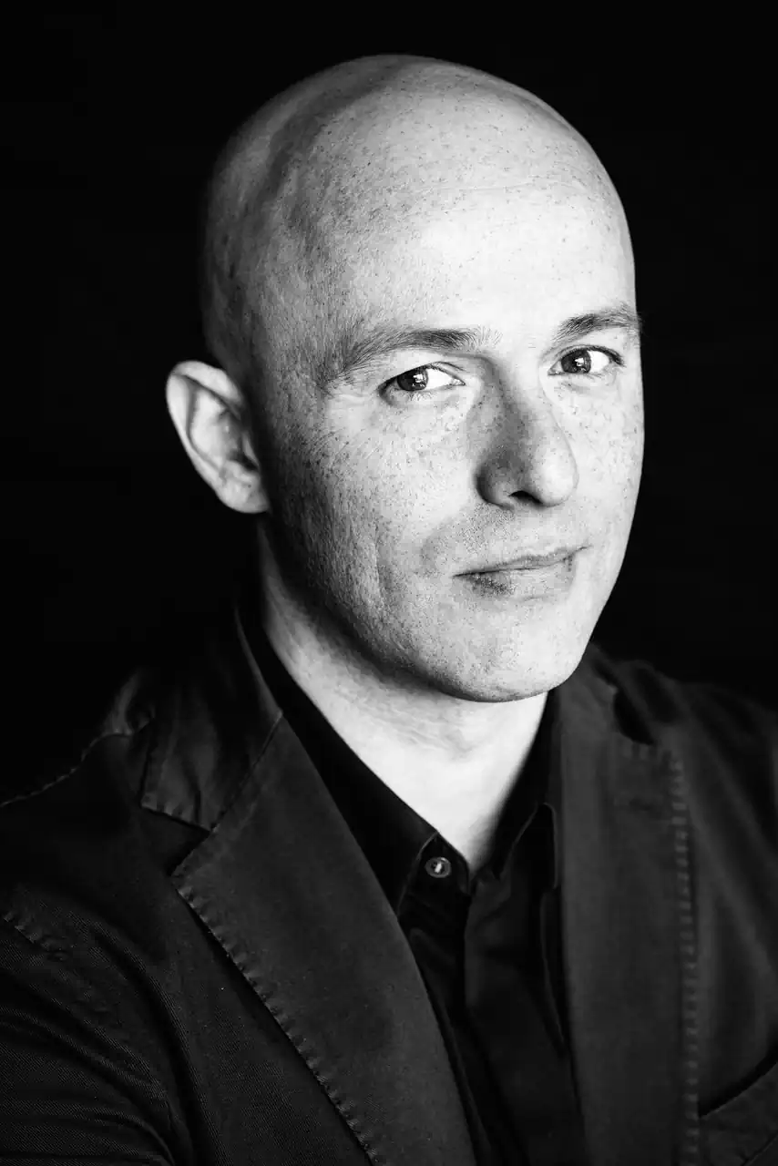 Interview with the director of Galerie Thierry Bigaignon